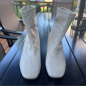 Missguided Square Toe Boots Beige